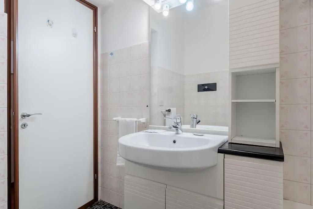 Gardoncino Apartment - Lake&Pool - By Host4U Montinelle